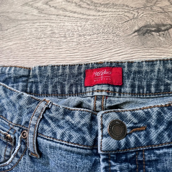 Flared Jeans - Picture 6 of 10